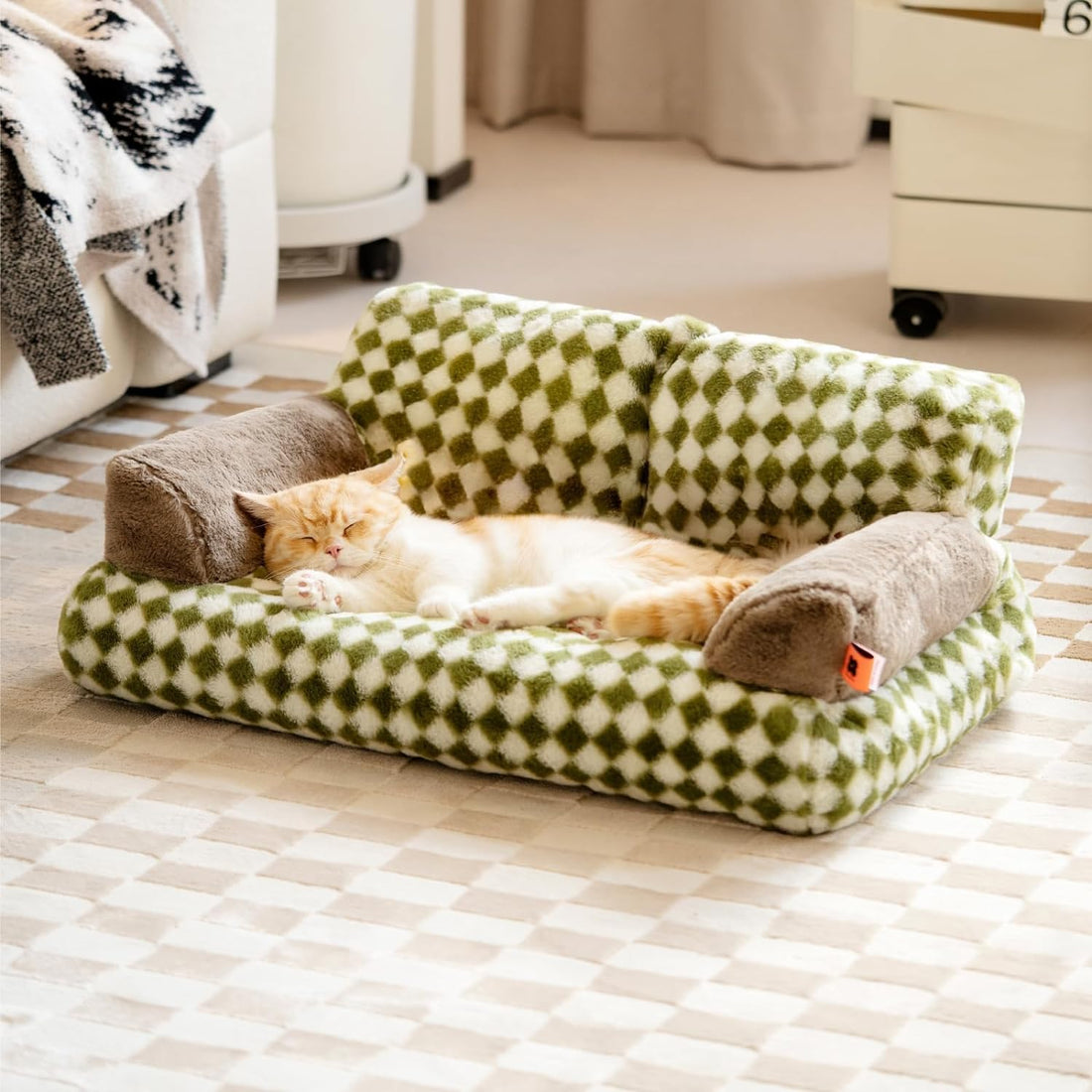 Fluffy Washable Pet Couch Bed Non Slip Sleeping Nest