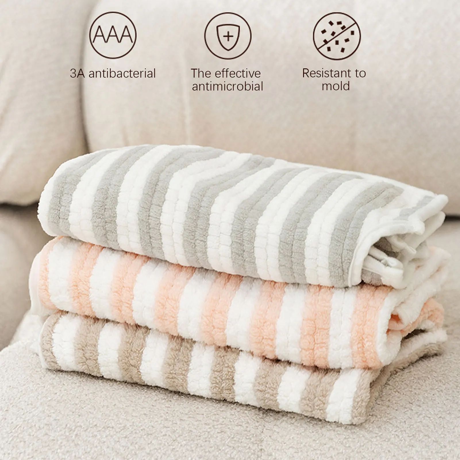 Ultra Absorbent Pet Bath Towel Quick Drying Thick Bathrobe
